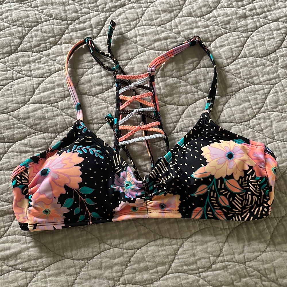 Floral bikini top